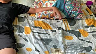 hermanastra decidí tener sexo con hermanastro, oops, parents ain't home!