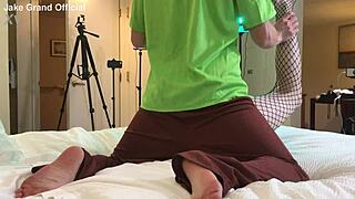 So, Shaggy ends up banging a TS college student in this parody