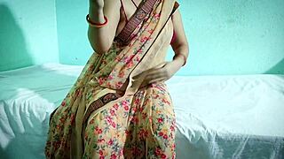 lucky desi boy bangs hot bhabhi over husband