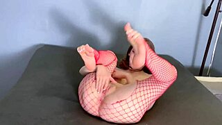 college bombshell nails deepthroat 69 with epic throatpie swallow