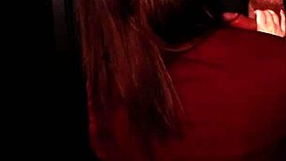 This student sucks cock at the gloryhole so eagerly 😏