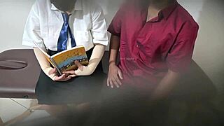 선생님이 대학생과 뜨거운 불륜 걸려