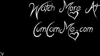 damn, hot big ass babe rides a water bottle deep in her hole! 😲