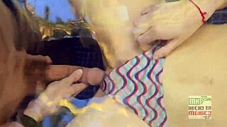 Married couple celebrates anniversary in Chapala hotel with sensual activities.