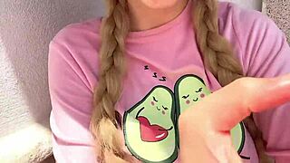 My neighbor watched me squirting so horny in my garden today.