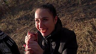 Srečanje z neznancem za epski pičkobranje, se pridružiš?