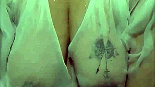 Viral student naligo mag isa bathes in shower