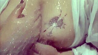 Viral student naligo mag isa bathes in shower