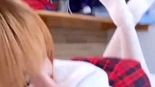 colegiala rubia venezolana se deja coger en vivo por su novio mientras hace un live de tik tok.