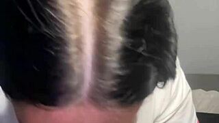 Horny britisk collegejente teaser med solo leketøy moro