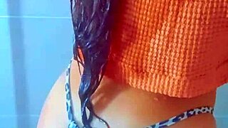 College Girls Erotic Shower Session Masturbation Wet Hairless Latina