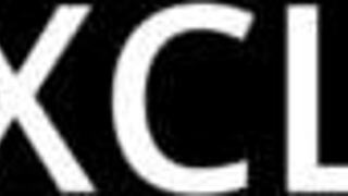 LA PENETRA DE LADO CON SU VERGOta CON SUS TENIS PUESTOS