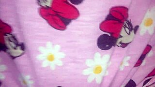 finally i give her wet cum facial