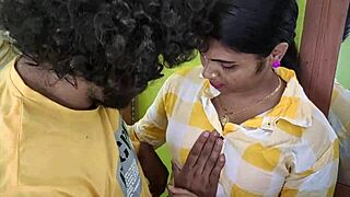 Horny Indian Girl Enjoys Boyfriend