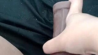 Tocando Gostoso Minha Buceta Apertadinha e Babadinha Gozei Gostoso no Meu Brinquedinho Novo