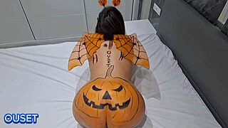 her big ass stepsister kept me up all night on halloween 😈🍑