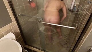 stepdaughter caught peeping stepfather and finishes nicely