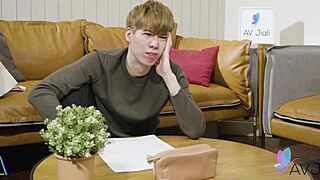 Miss Li Zhiyan delivers intense foot job and cock sucking