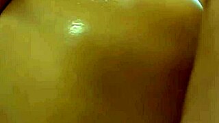 The unfaithful wife gets fucked on the washing machine by the neighbor to revenge her husband