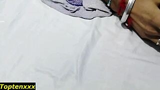 Desi bhabhi surrenders to raw homemade uncut sex