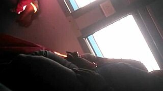 Whoa that Telugu aunty's big fat ass shakes wild on the train 🍑🔥