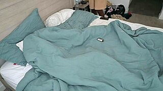 Salt lake city ebony beauty spreads legs for muscular guy's romantic interracial creampie pounding