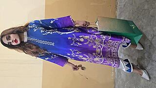 hey meet my stunning college girlfriend after so long apart!