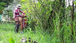 Curvy Colombian BBW Begs for Big Cock in Homemade Doggystyle Romp