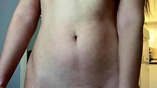 step sis maiskii fingers shaved pussy for you