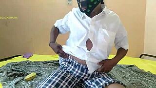 auntie teases with sexy ass on webcam for horny viewers