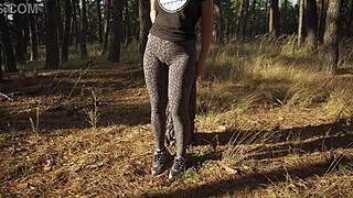 i tease my fat cameltoe pussy lips in tight leopard leggings outside