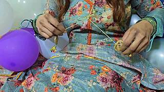 Step-sister surprises with valentine advance on shaved pussy in bedroom