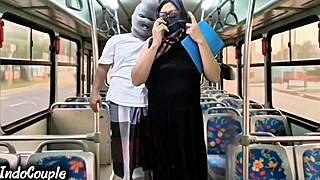 😏 Muslim wife from uni gets fucked by stranger on bus in hijab 👅