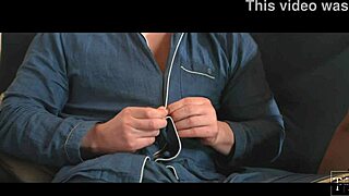 we're scissoring hot but guy wakes for lesbian threesome cum fest! 👩‍❤️‍💋‍👩🍆💦