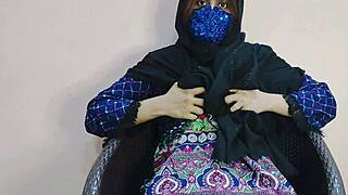 i finger my big tits pussy closeup moaning wet