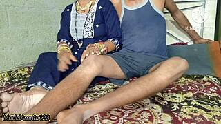 AMRITA BHABHI TAKES JOR SE CHUDAI IN BEDROOM AT NIGHT HARD!