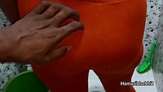 Aunt's Big Ass Takes Hardcore Indian Monster Cock in Homemade Fuck