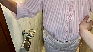 Coach pulls student from toilet for wild sex! 🔥🚽💦