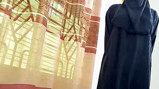 Indian College Girl Explores Bedroom Secrets With Forbidden First Fuck