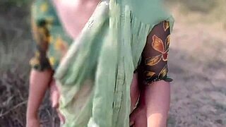 damn bhabhi's big pussy gets fucked hard in jungle 😈 ass shaking wild 👅