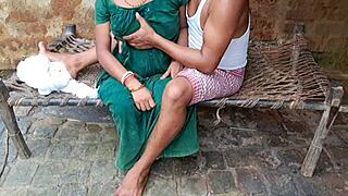 Chubby Indian bhabi cheats with boss in dorm