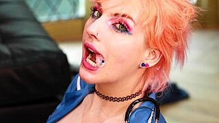 milf ruby teaches victoria how to eat pussy