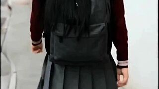 Colegiala mexicana de la federal en uniforme escolar es follada por su vecino