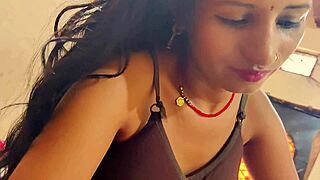 badaim6 indian girl gives best blowjob with cum in mouth