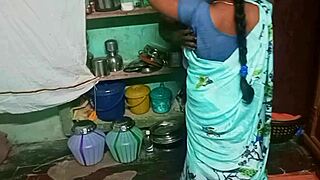 Indian Student Enjoys Sex Session With Aunty At Home