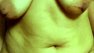 pinay amateur sucks huge cock and gets cum in mouth