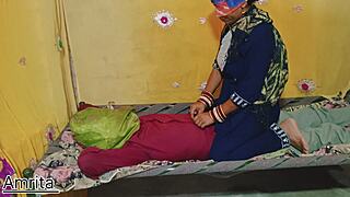 Indian desi couple has sex in dorm