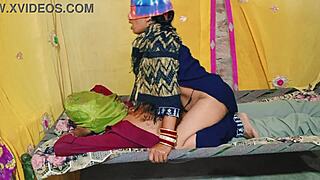 Indian desi couple has sex in dorm