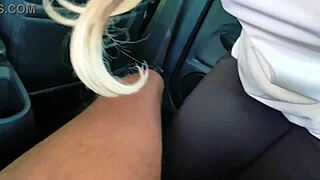 Married man gave schoolgirl 18+ a hickback and fucked her in car