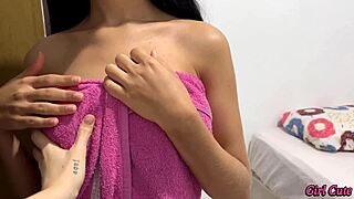 Stepsister giving first handjob to stepbrother feels so new